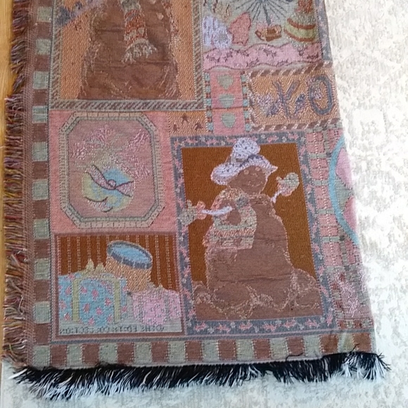 Goodwin Weavers Edith Collection Holiday Fringe Throw Blanket 48.5 x 58 - Picture 11 of 13